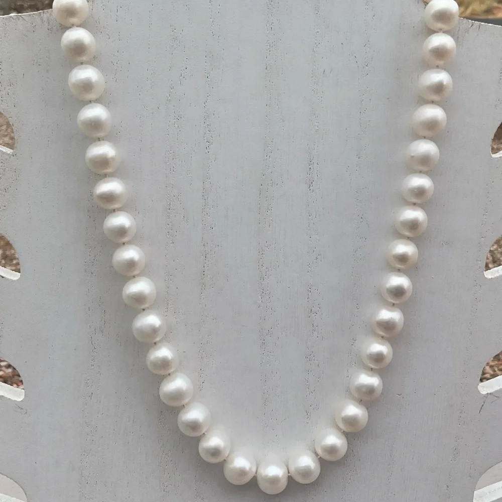 White bead necklace 18” long